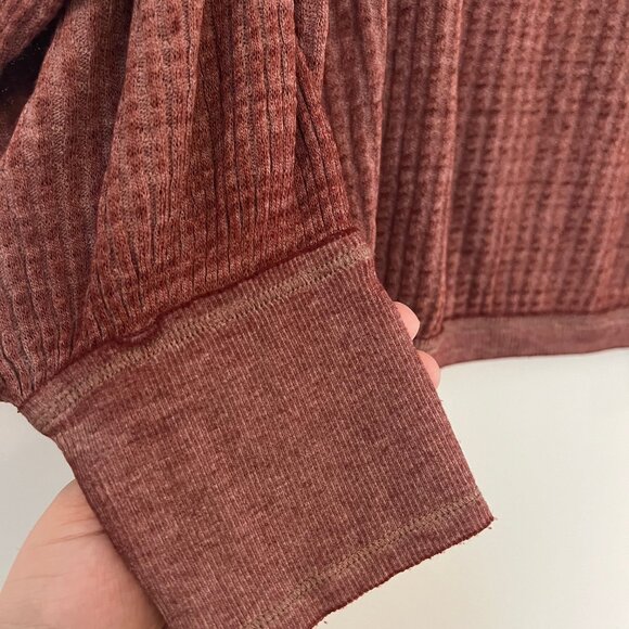 We the Free (Free People) oversized fit thermal henley rust red L - Picture 9 of 16